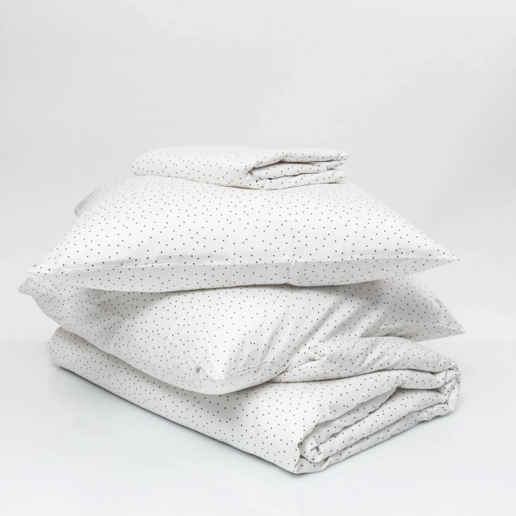 Cotton sateen bundle small grey dots 1