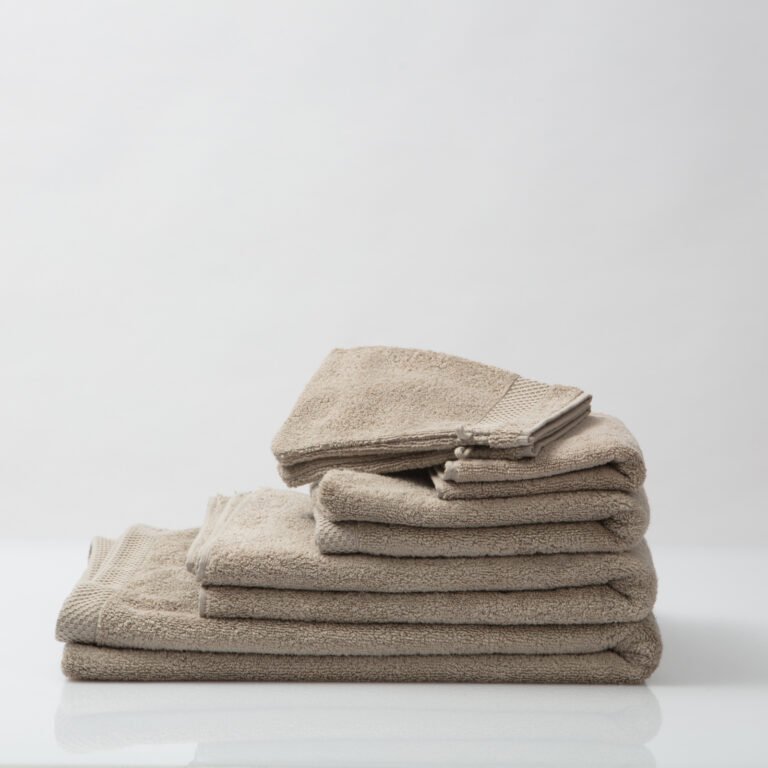 Luxury bath linen bundle sand 1