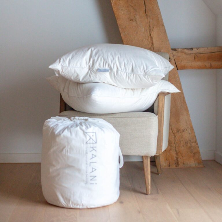 bedding-pillow-ambiance-1