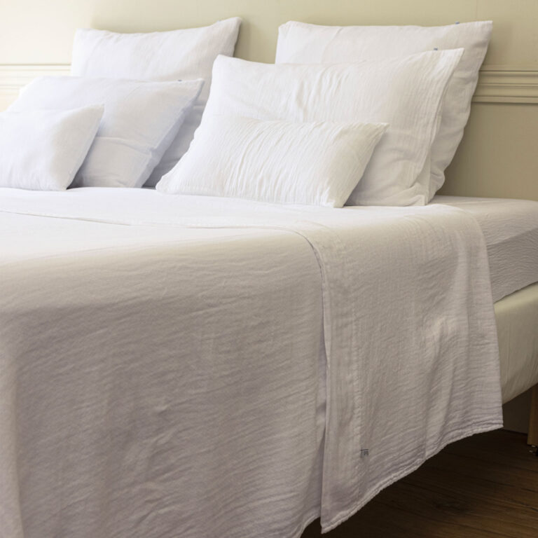 cotton-gauze-flat-sheet-snow-white-bedroom-side-7