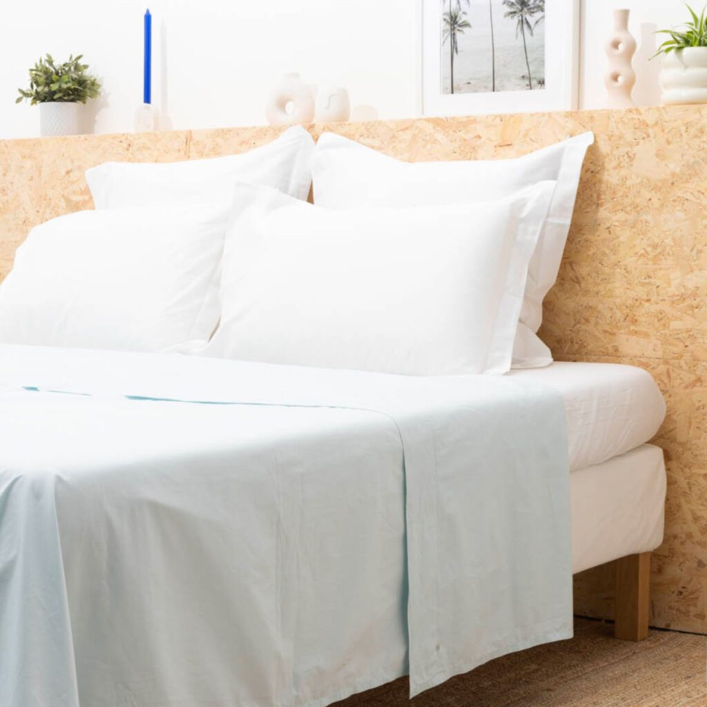 cotton-percale-flat-sheet-air-blue-1