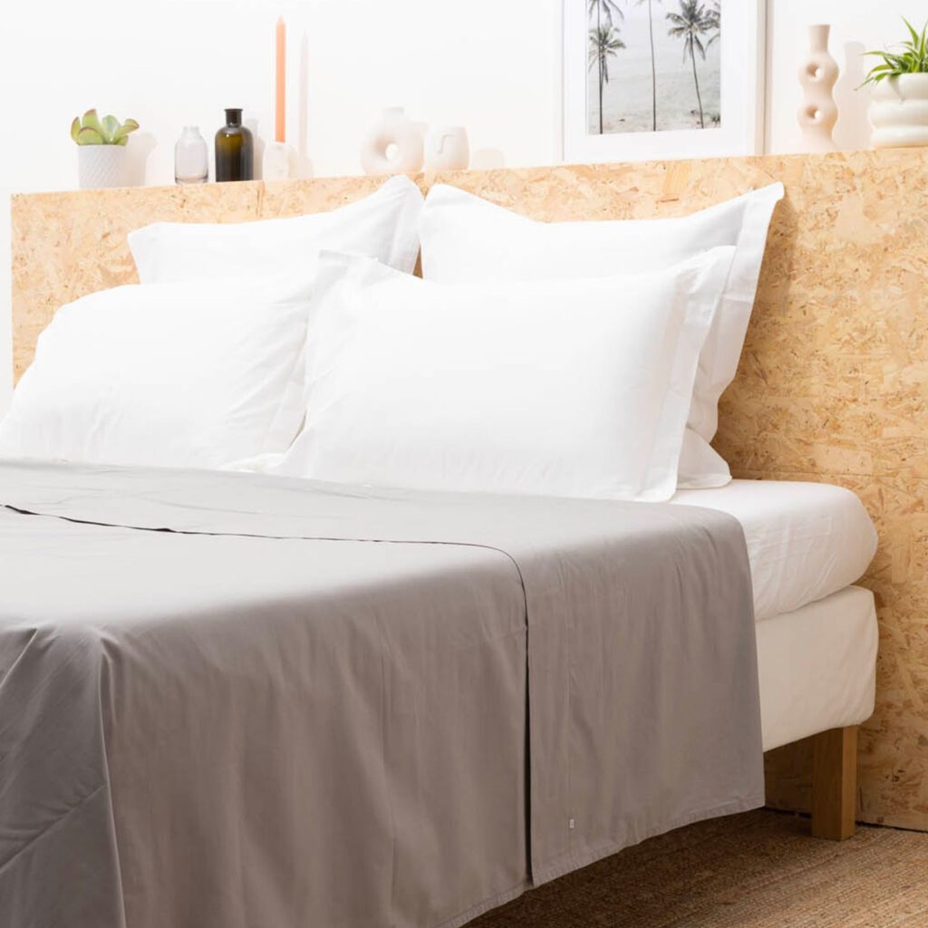 cotton-percale-flat-sheet-stone-grey-1