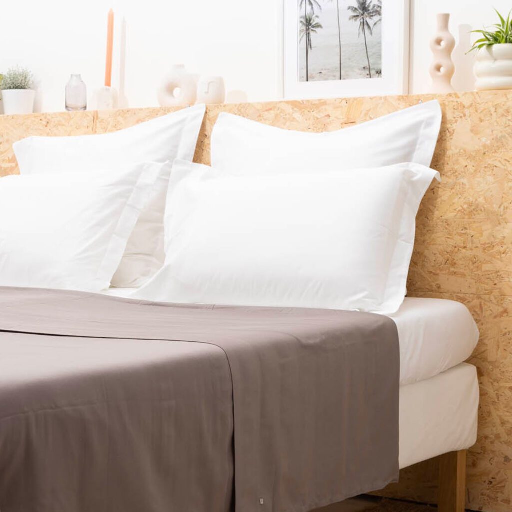 cotton-percale-flat-sheet-taupe-2