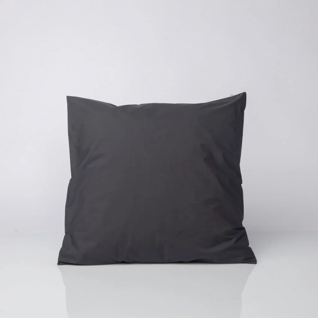 cotton-percale-pillowcase-lava-grey-2
