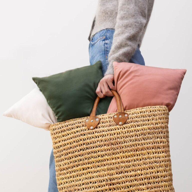 cotton-sateen-pillowcase-all-3-ambiance-1