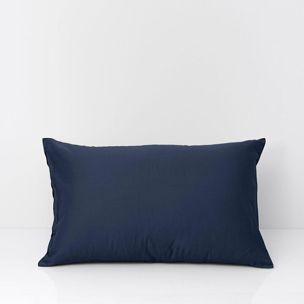 Cotton sateen pillowcase midnight navy 2