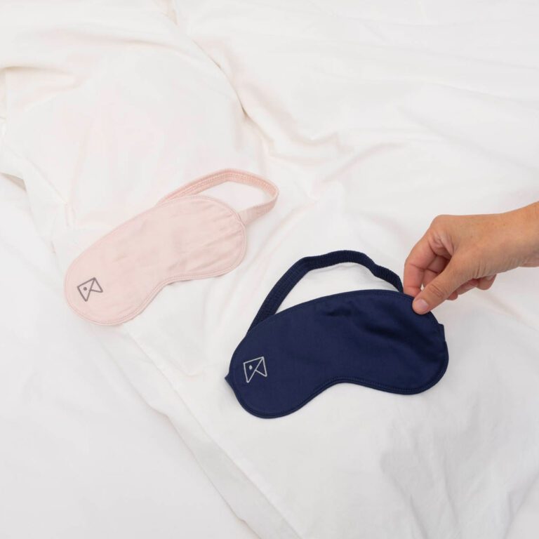 cotton-sateen-sleep-mask-midnight-blue-soft-pink-2