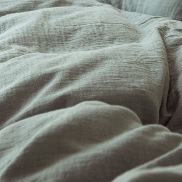 cotton-gauze-duvet-cover-sage-bedroom-fabric-4