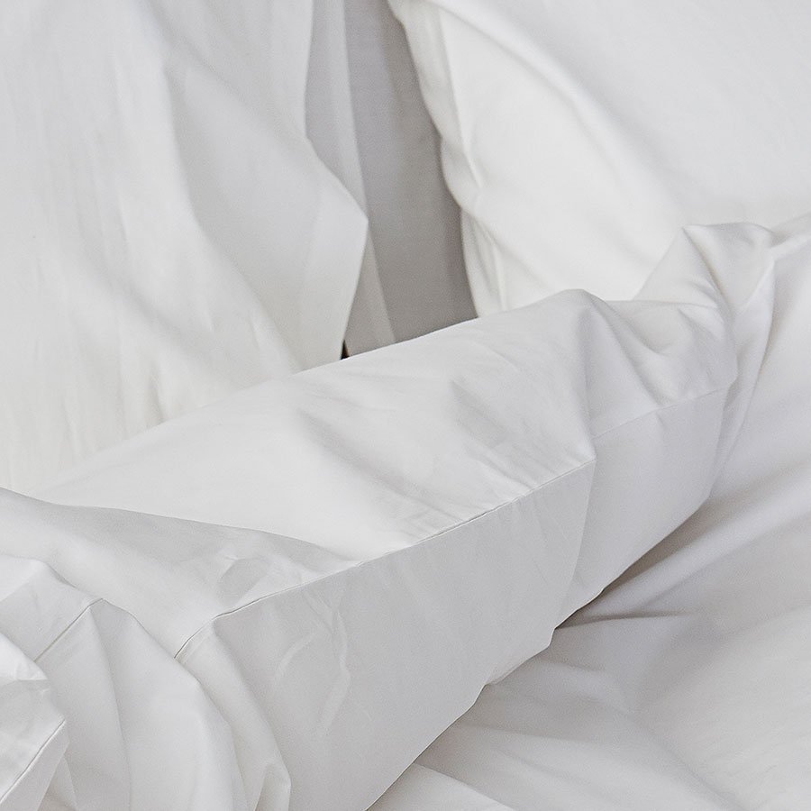 Parure de Draps 140 Satin blanc percale 100 % Coton (4p)