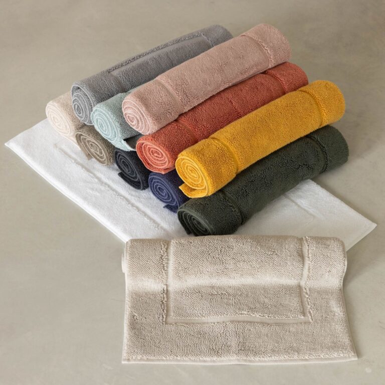 luxury-soft-bath-mat-head-of-product-packshot