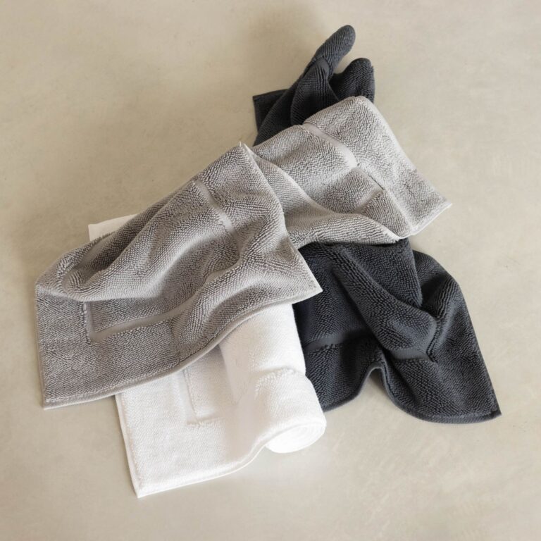 luxury-soft-bath-mat-stone-grey-stilllife