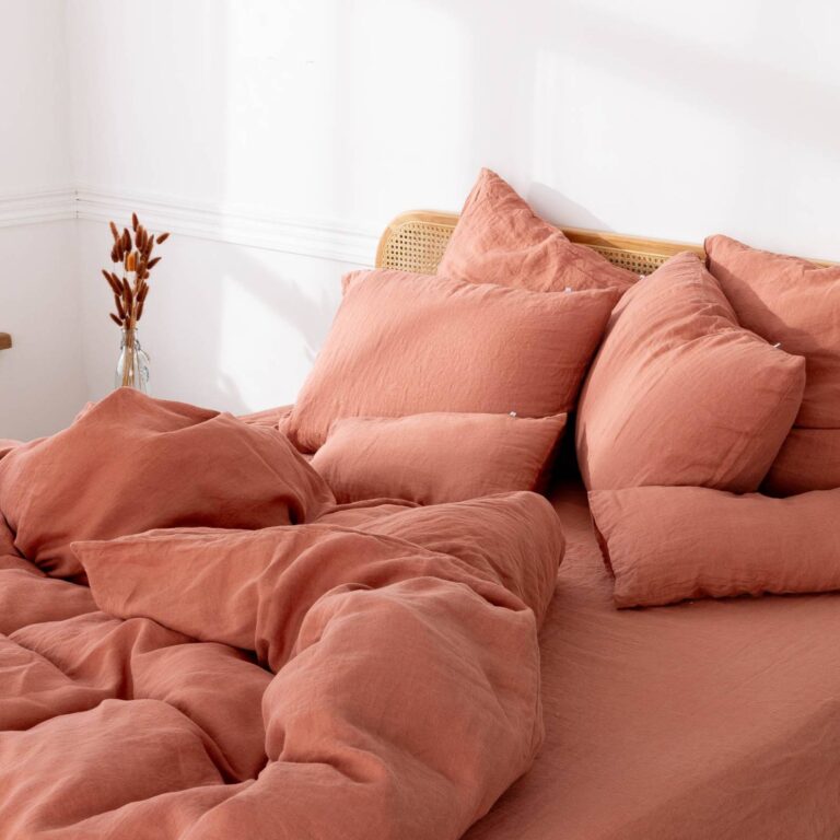 stone-washed-linen-bedroom-terracotta-ambiance-2