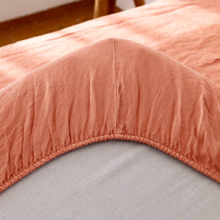 stone-washed-linen-fitted-sheet-terracotta-ambiance-1