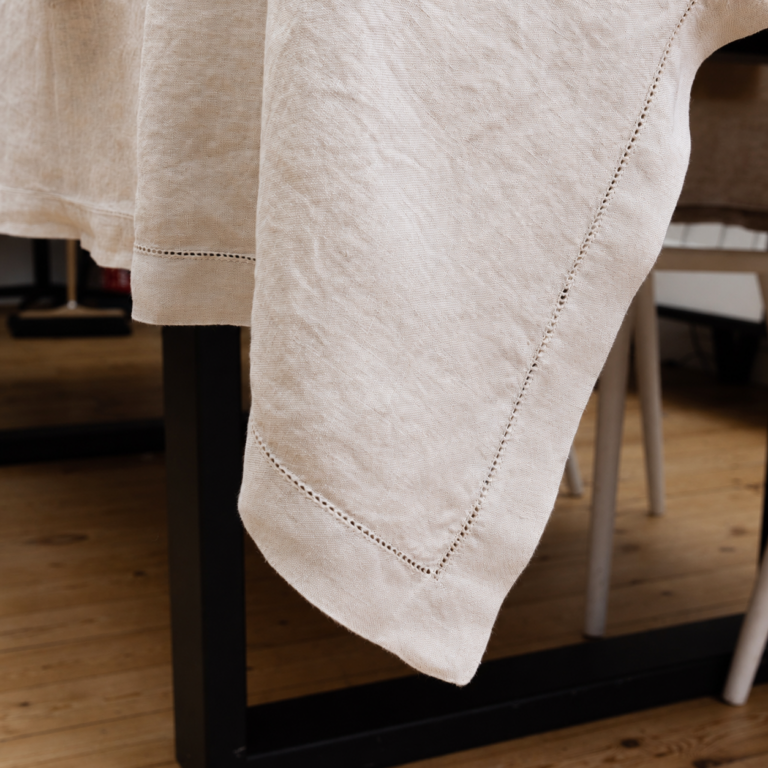 stone-washed-linen-hem-stitch-table-cloth-natural-4B